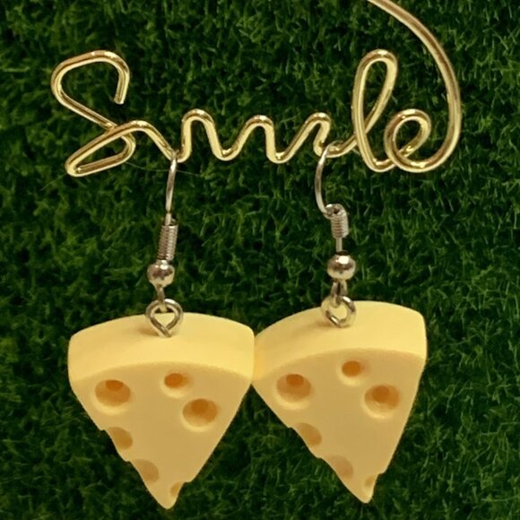 Cheese Earring, Green Bay Packer Earring, Funny Food Earring, Gift, Wisconsin - Picture 5 of 6